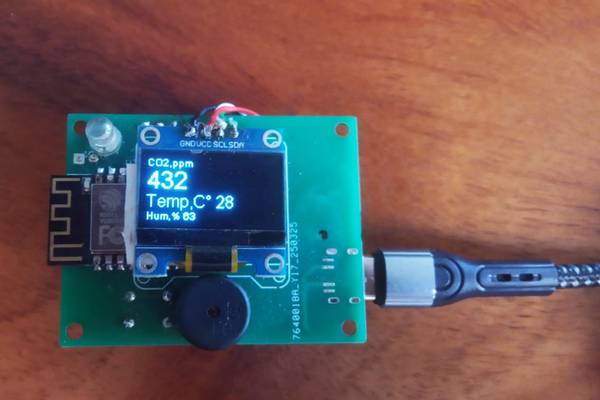 Capteur de CO2 de qualité et affichage compact pour la sortie de données locale
